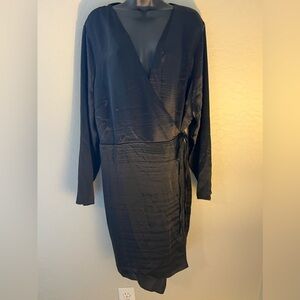 NWOT ASOS Curve Belted Kimono/Robe Black US 20 Silk-like